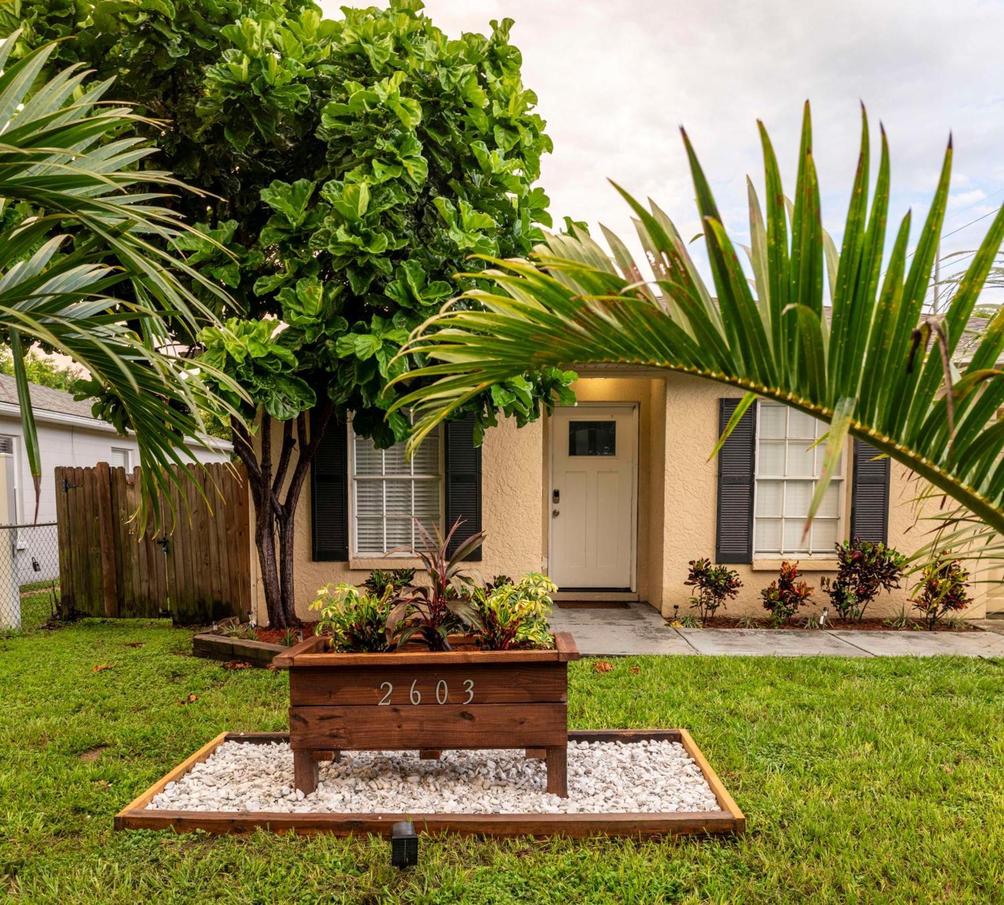 Upscale Ybor House With Outdoor Living Space Tampa Exterior foto